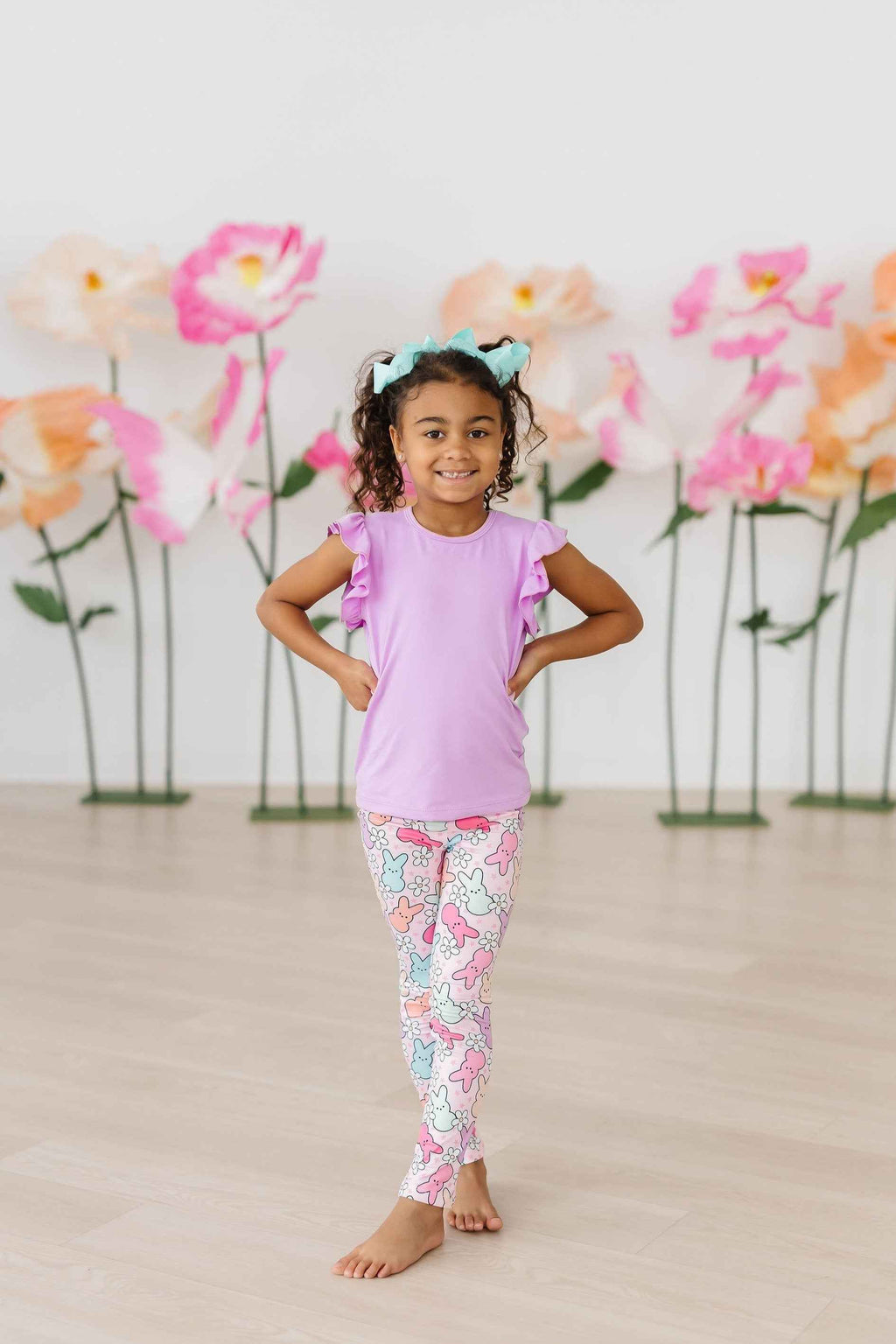 Hangin with My Peeps Leggings - Meera's Mini Mavericks