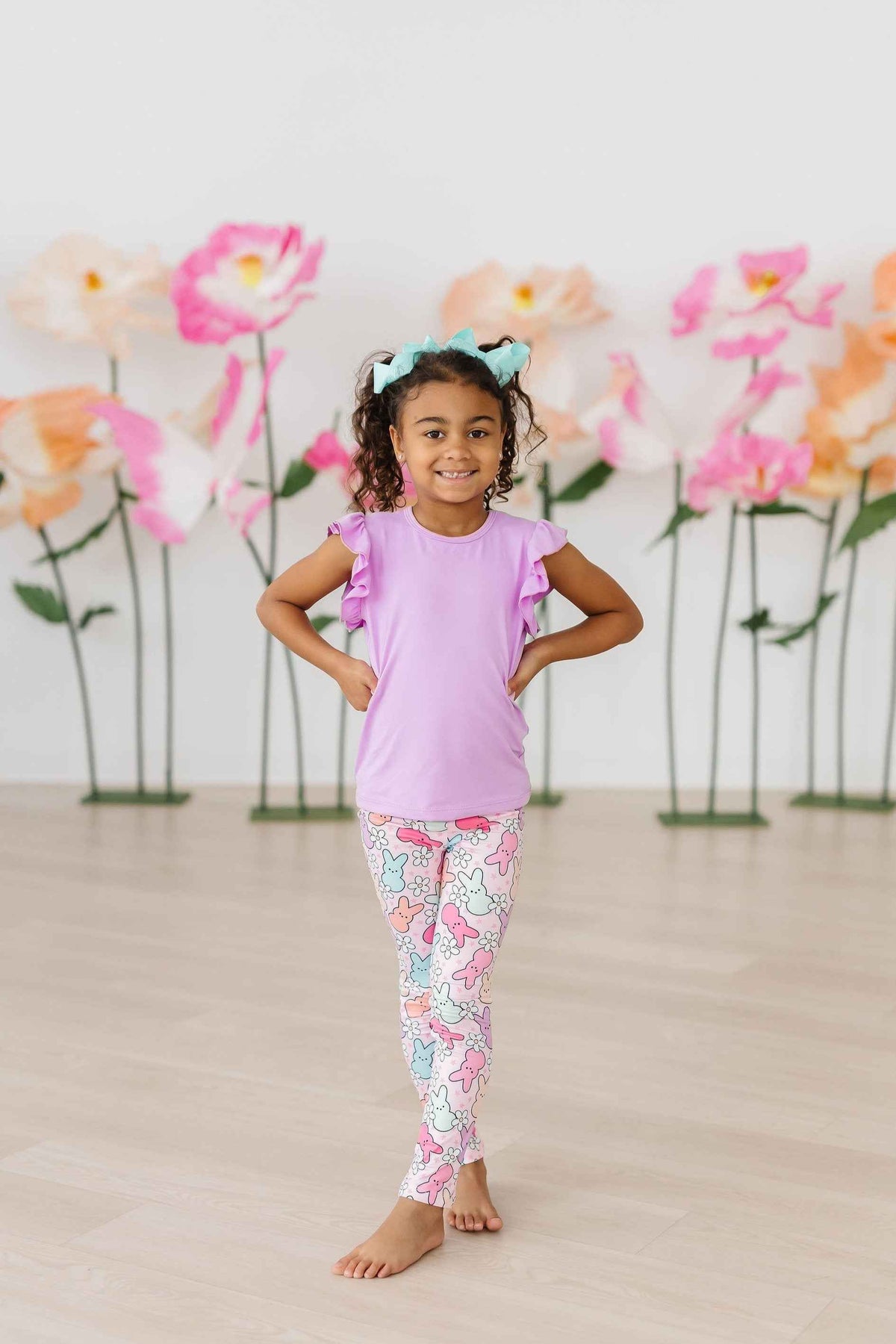 Hangin with My Peeps Leggings - Meera's Mini Mavericks